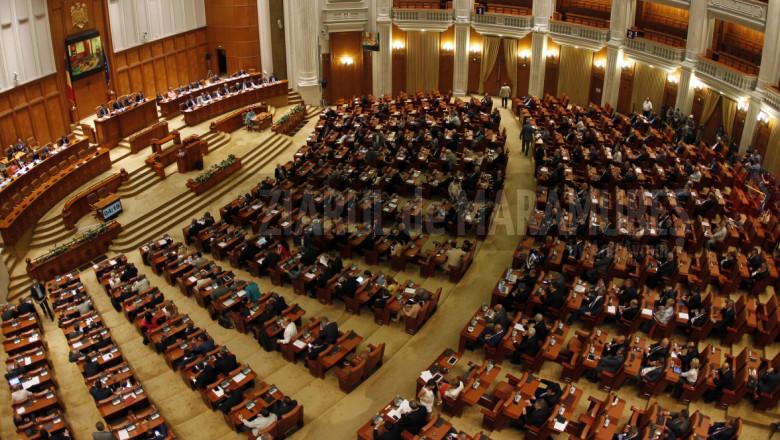 Uniunea Salvaţi România (USR) nu va vota un guvern minoritar