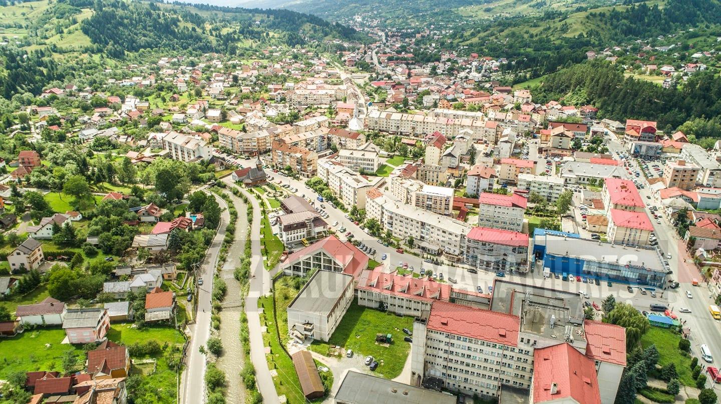 Borșa: Zece blocuri de locuințe vor fi reabilitate termic, se va construi o grădiniță, iar iluminatul public se va moderniza
