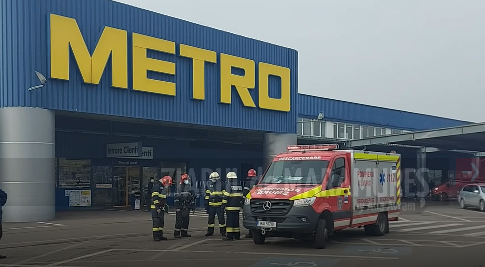 (VIDEO)ACTUALIZARE-Baia Mare: Metro și-a reluat activitatea//Metro, evacuat. Pompierii sunt la fața locului