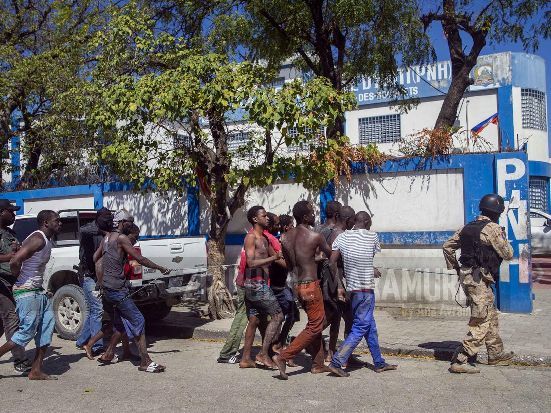 Șapte membrii ai clerului catolic, răpiți în Haiti