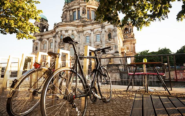 Berlinul extinde pistele pentru bicicliști deoarece continuă să crească numărul celor care pedalează