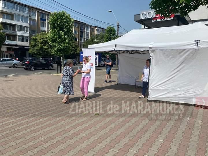 Primarul Cătălin Cherecheș a deschis cele nouă puncte de hidratare din Baia Mare. Acestea sunt funcționale în zilele caniculare