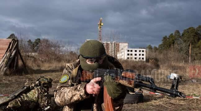 Ucraina: Un soldat și-a împușcat cinci camarazi înainte de a fugi