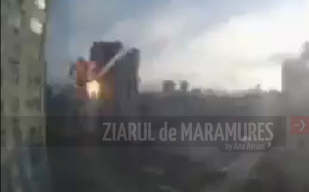 VIDEO-Imagini INCREDIBILE cu un bloc de civili lovit astăzi de o rachetă, Kiev, Ucraina. Salvatorii au evacuat răniții