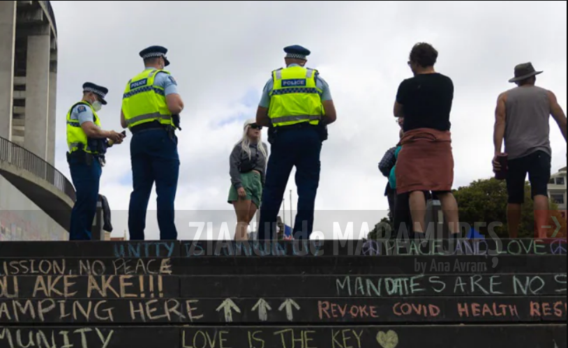 Noua Zeelandă: Trei polițiști răniți în ciocniri cu manifestanții anti-vaccin