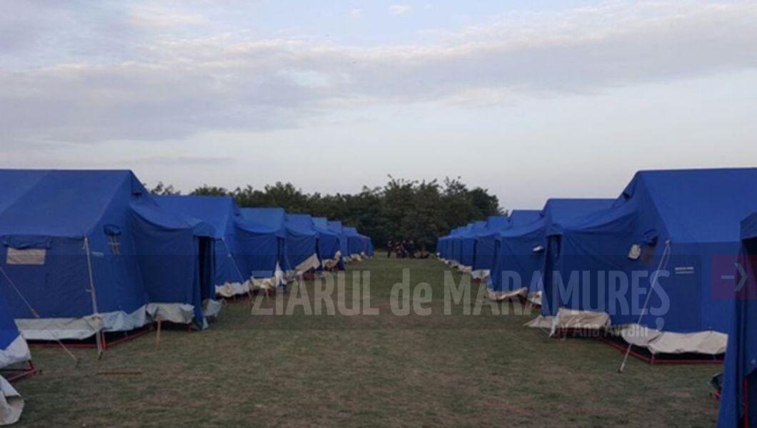 (VIDEO) ISU Maramureș a pregătit o tabără cu 33 de corturi pentru cetățenii ucraineni
