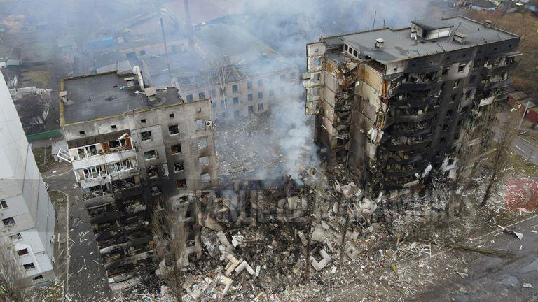 Ucraina şi Rusia trebuie să înceteze să utilizeze bombe cu fragmentaţie, face apel Human Rights Watch