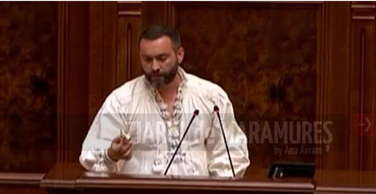 VIDEO-Cristian Niculescu Țâgârlaș: ”Ca moroșan, pot spune că sunt mândru de “cămeșa” și clopul maramureșean”