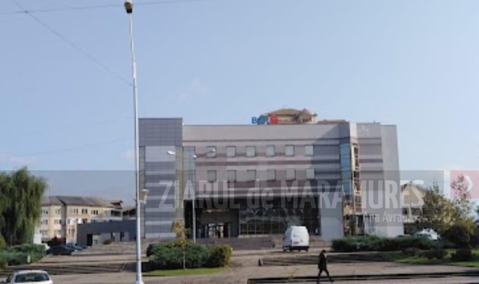 Primăria Baia Mare vrea să cumpere sediul BCR de pe Bulevardul Unirii. Consilierii locali trebuie să decidă