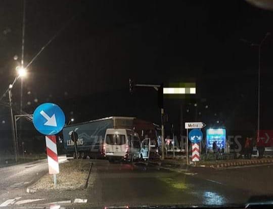 Trei persoane au ajuns la UPU în urma accidentului rutier produs pe Bulevardul Independenței din Baia Mare