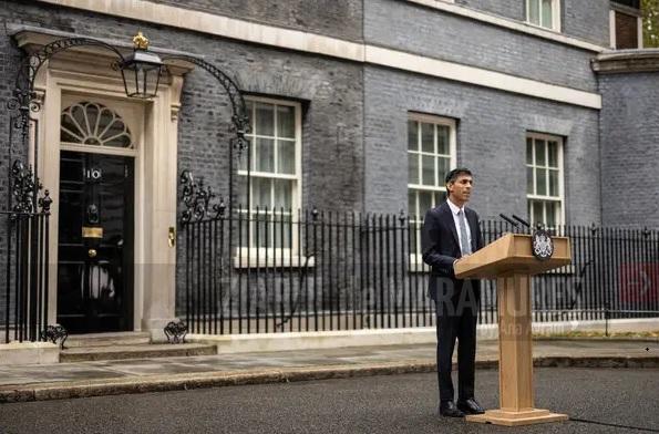 Marea Britanie: Noul premier Rishi Sunak se va muta în 10 Downing Street împreună cu familia