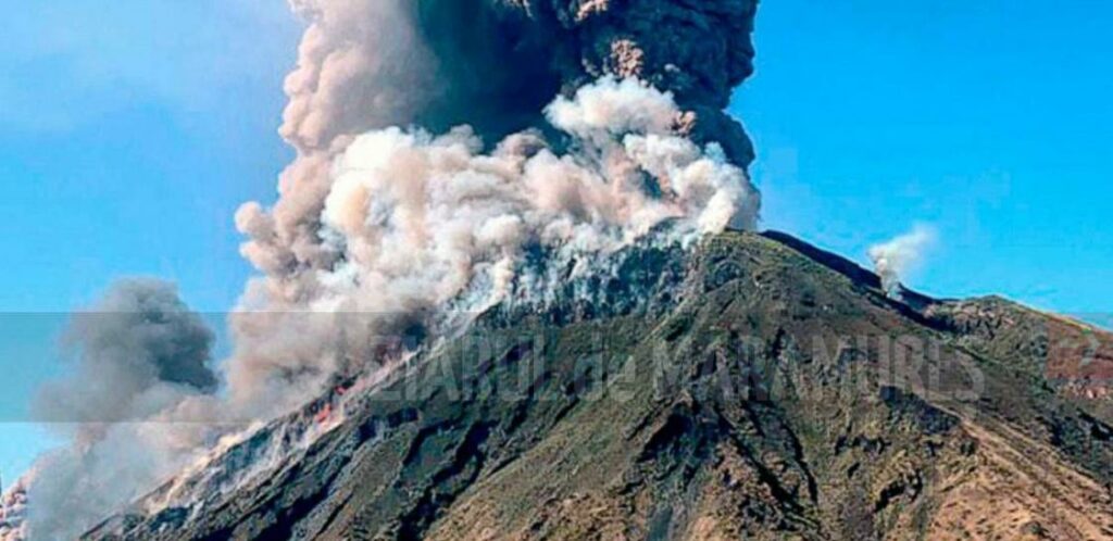 Nivelul de alertă a fost ridicat pe insula Stromboli după detectarea unei activităţi vulcanice