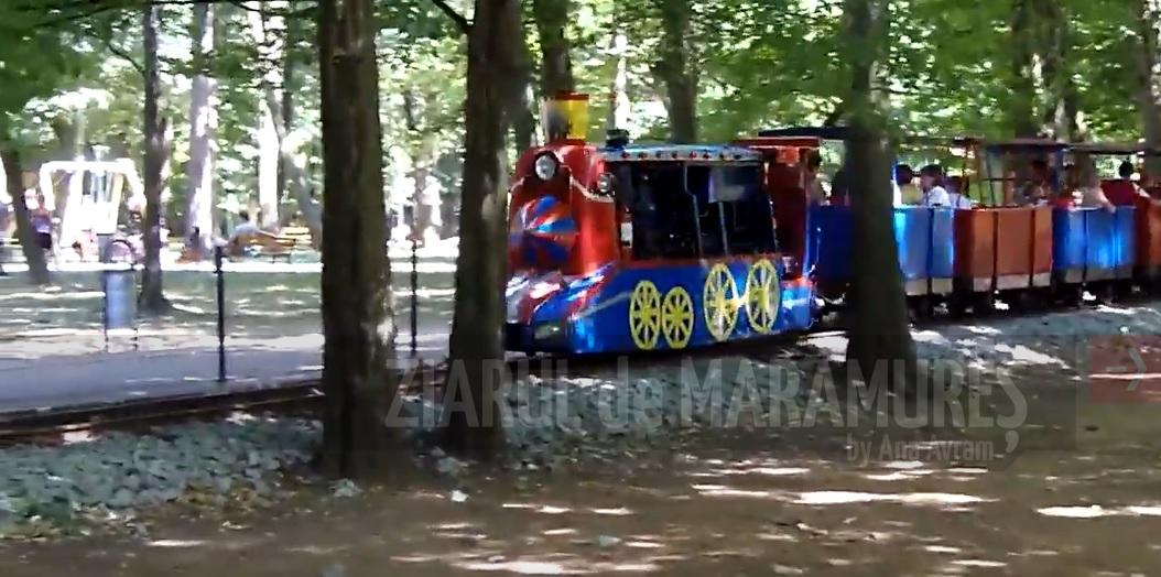 Trenulețul din Parcul ”Regina Maria” este gratuit pentru copii. Vezi aici perioada, orarul facilităților și prețul biletului 2023