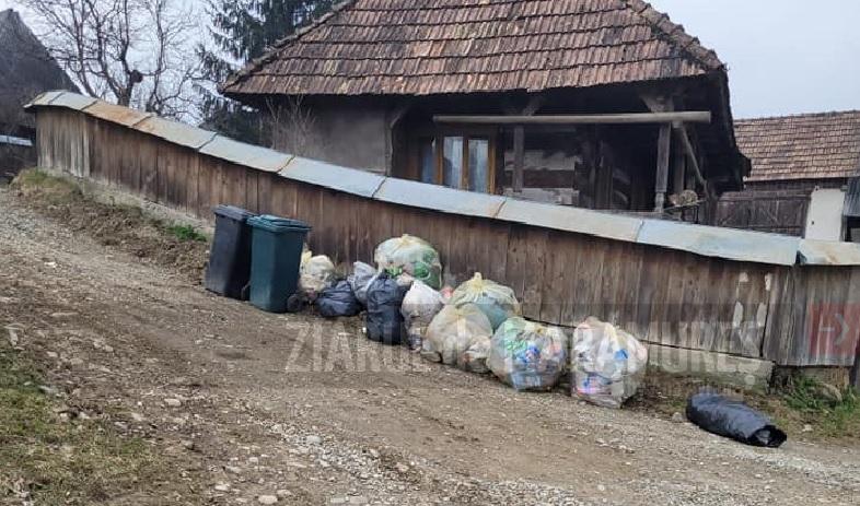 ADI Deșeuri MM: Vadu Izei, la prima colectare a deșeurilor reciclabile din poartă în poartă