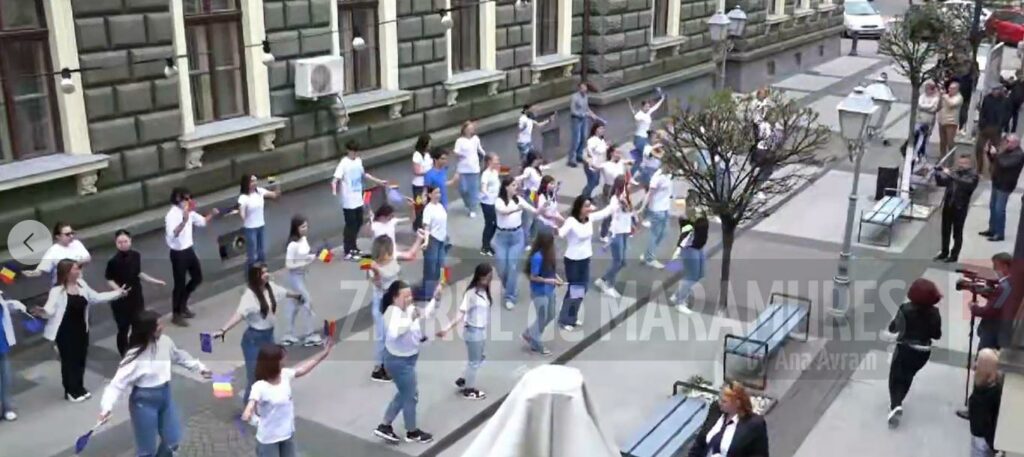 Primarul Vasile Moldovan a amendat cu 10.000 de lei flashmobul la care au dansat elevii sigheteni de Ziua Europei