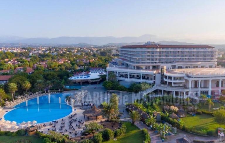 Oferta SFARA TOURS Baia Mare: Charter GRATUIT pentru COPII spre Antalya din ORADEA. Hotel de 5*, ALL INCLUSIVE