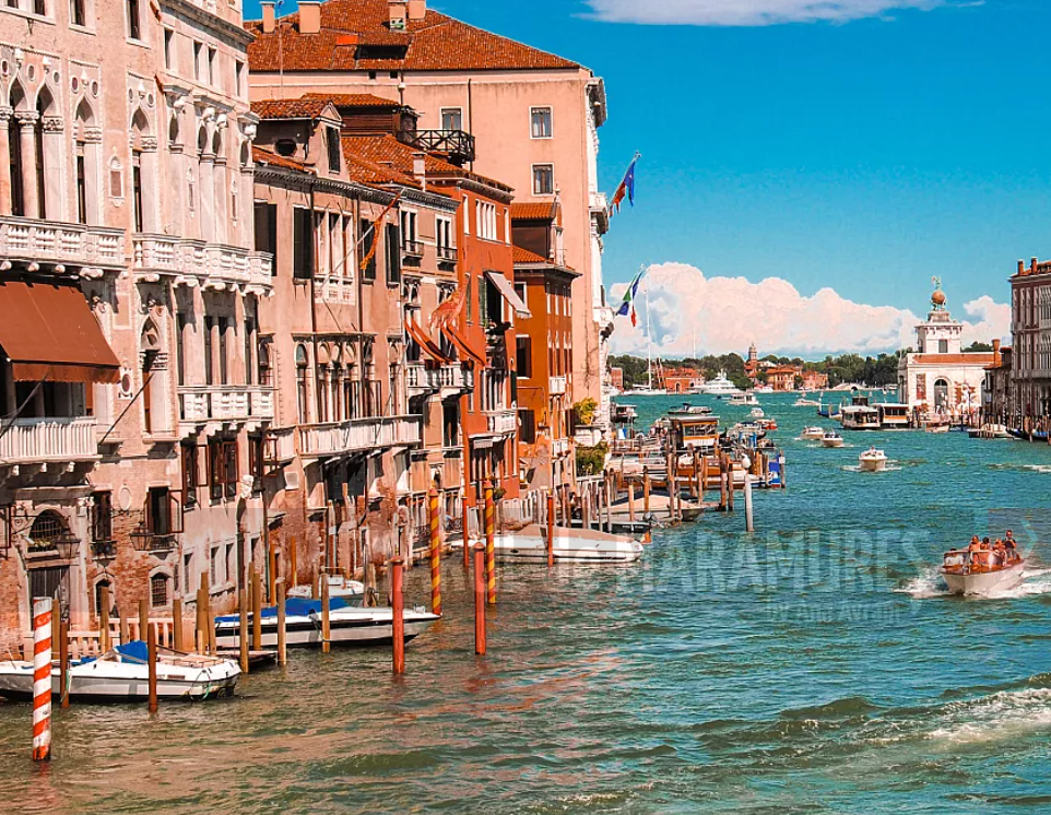 Veneţia va testa o taxă pentru turiştii de o zi