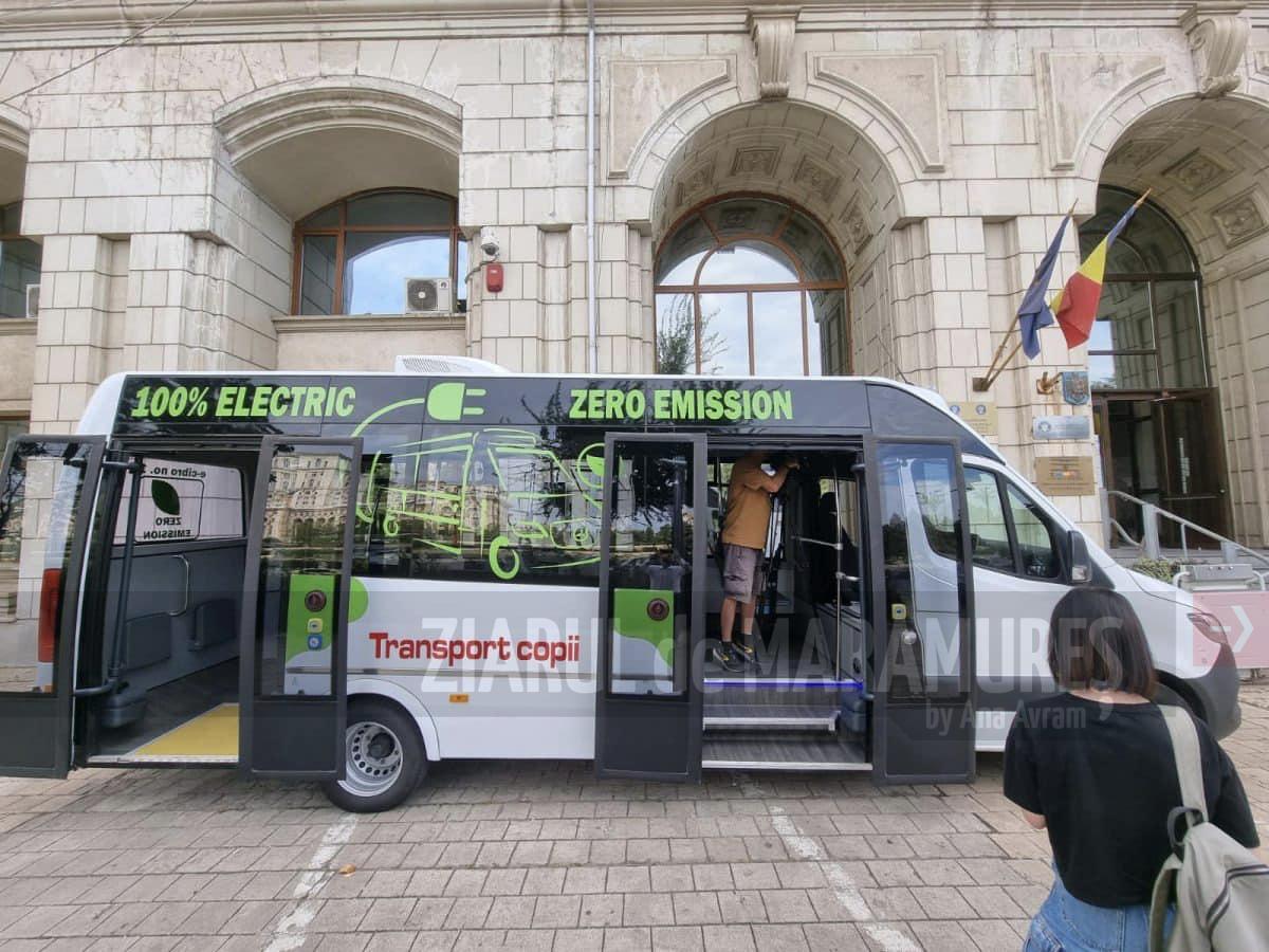 CJ Maramureș: Alte 21 de microbuze achiziționate pentru transportul elevilor