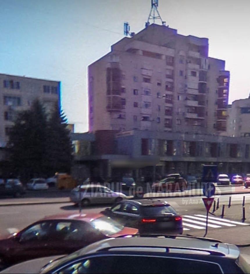 Băimărean atacat cu cuțitul de un boschetar, în centrul Municipiului Baia Mare. Polițist local: Intervin doar dacă îți bați nevasta!