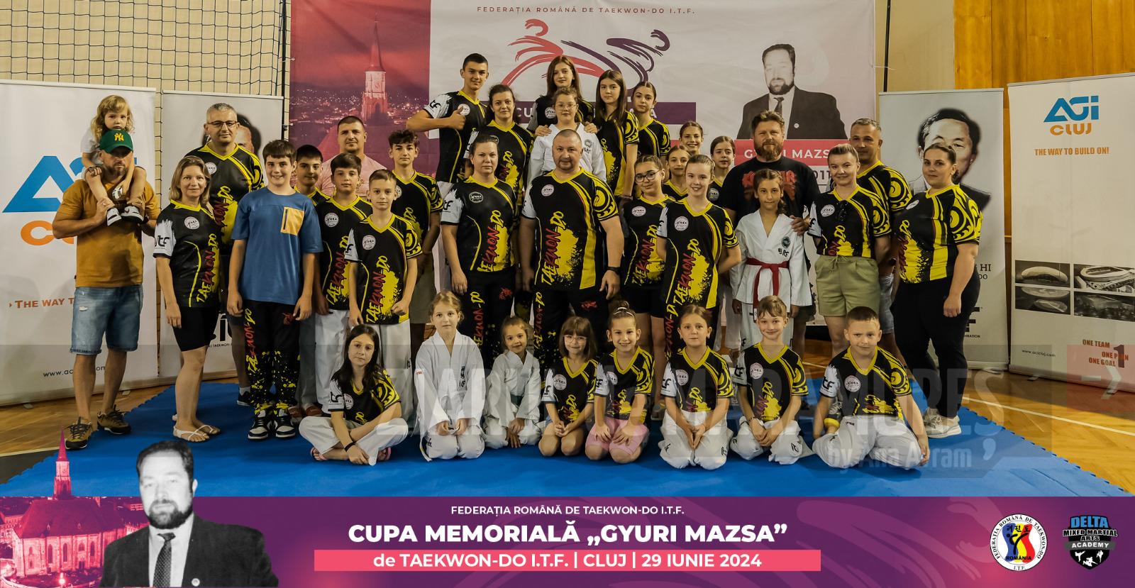 26 de medalii și două cupe câștigate de sportivii lui Dan Goron la competiția Cupa Memorială ”Gyuri Mazsa”, Cluj-Napoca