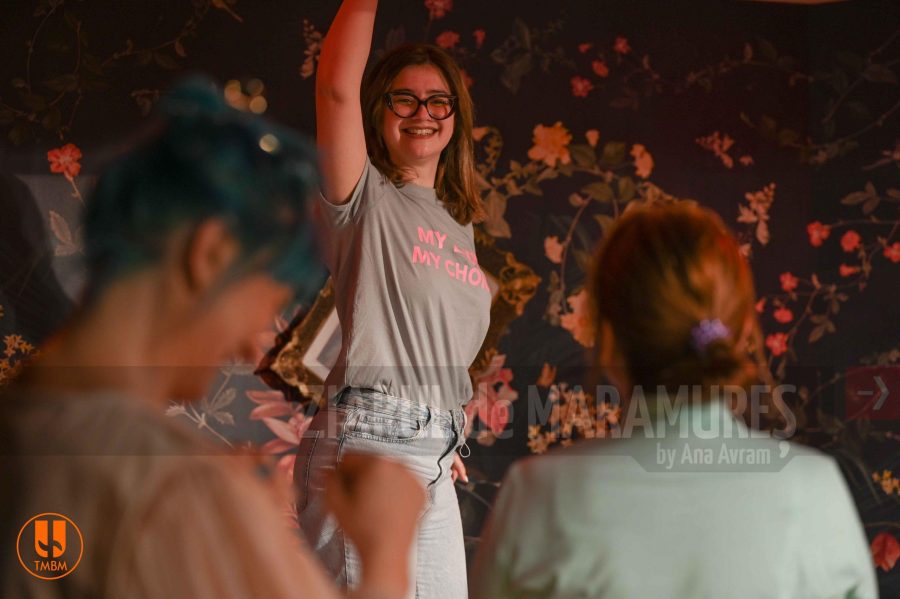 Spectacolul “reACȚIUNE” încântă publicul în această săptămână la Teatrul Municipal din Baia Mare