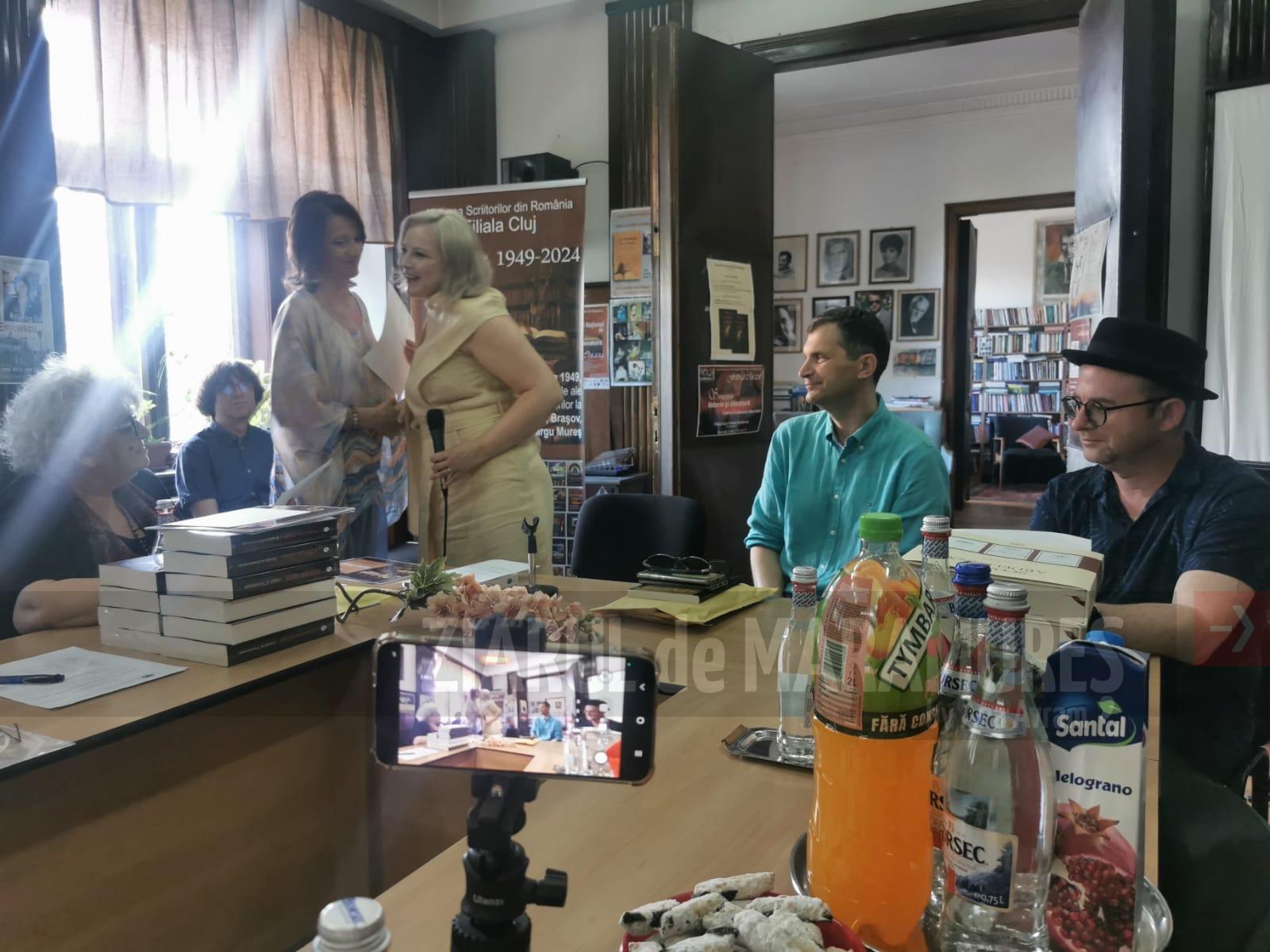 Premiul Uniunii Scriitorilor din Cluj pentru „Buzura la Berința” stârnește interes.