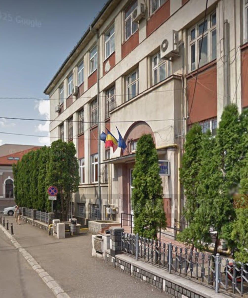 Un telefon de 5.000 de lei, furat de la o tânără, găsit de polițiștii băimăreni.