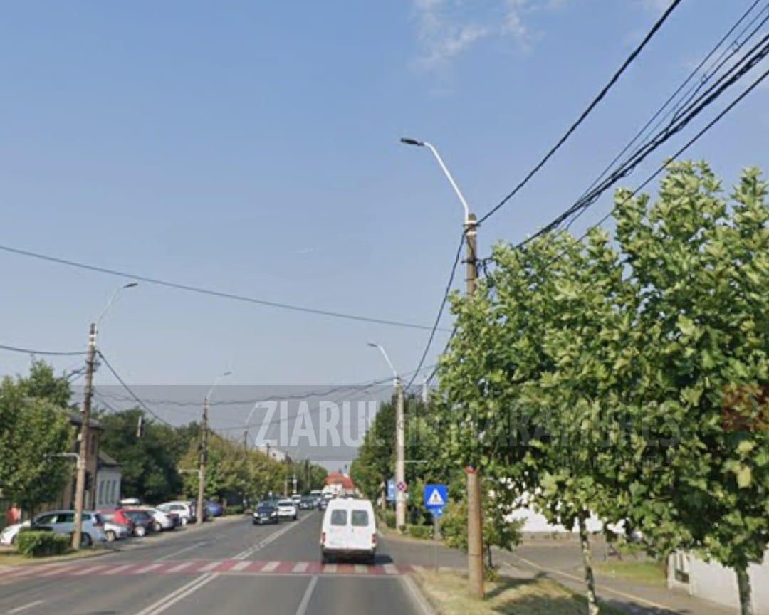 Accesul pietonilor și parcarea restricționate pe str. Vasile Lucaciu pentru schimbarea bordurilor!