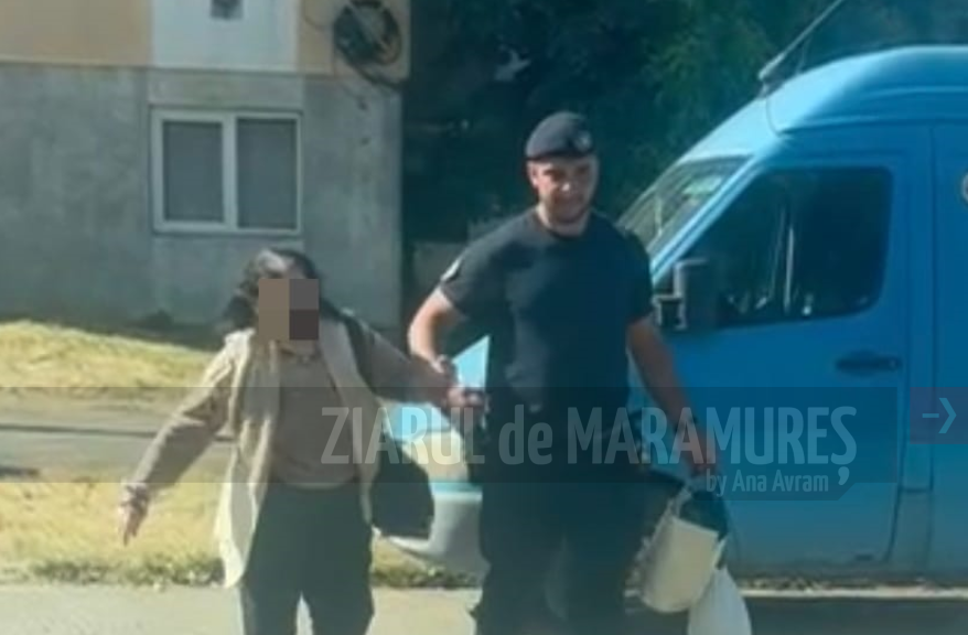 BM. O bunică de 80 de ani care s-a rătăcit a fost condusă de jandarmi acasă, în siguranță