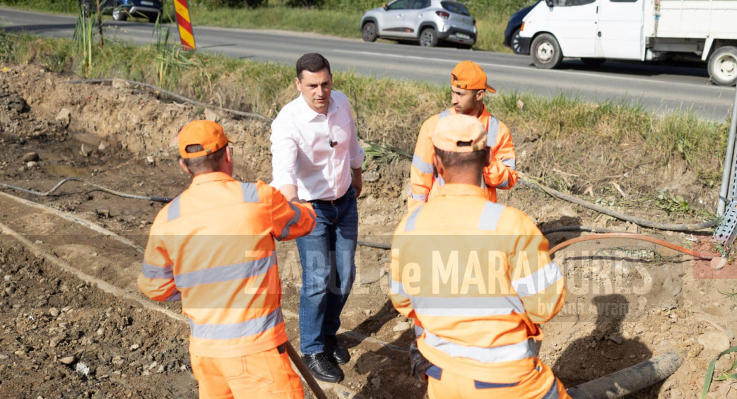Chiar dacă este vacanță parlamentară, deputatul Ionel Bogdan urmărește lucrările desfășurate la pasajul Italsofa