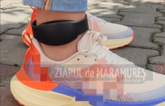 Tânărul de 24 de ani a fost găsit de polițiștii băimăreni, după distrugerea brățării electronice.