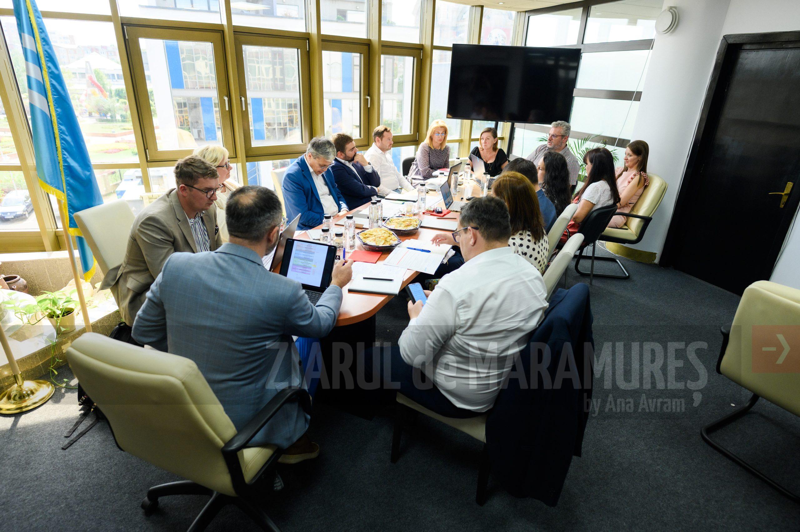 Fondurile europene transformă Maramureșul. Întâlnire de lucru între Consiliul Județean și conducerea ADR Nord-Vest