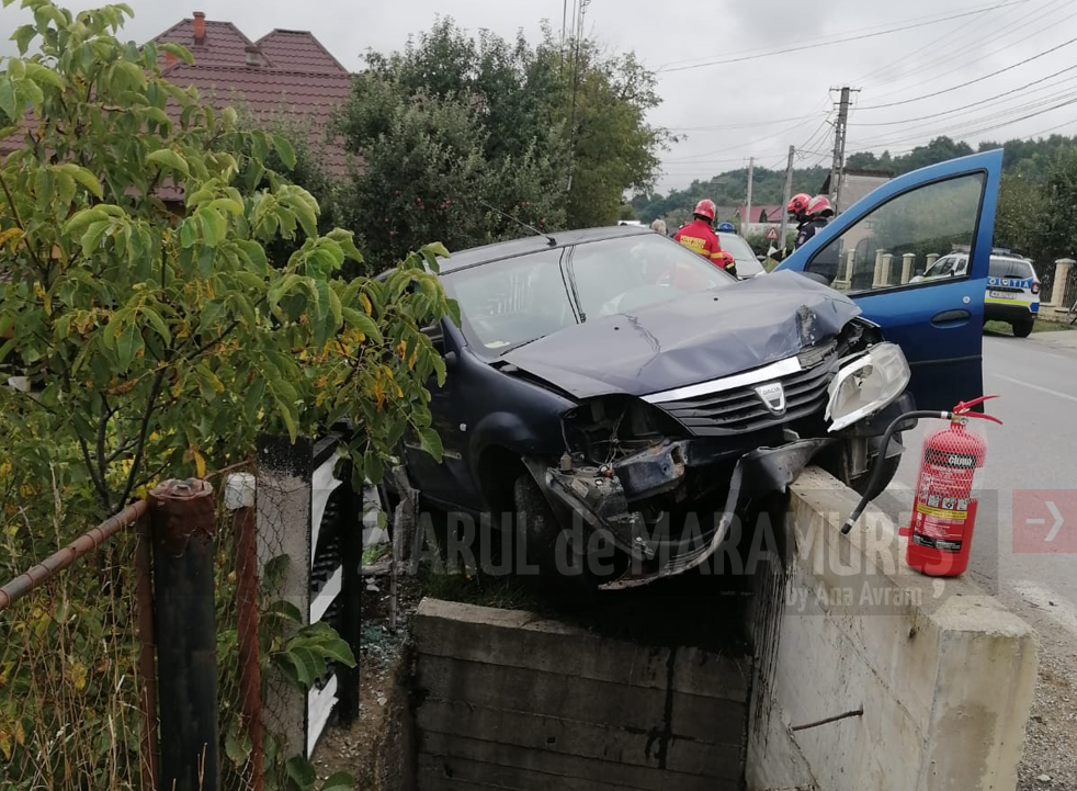 Un șofer a intrat cu autoturismul într-un cap de pod, la Dragomirești. Bărbatul a decedat în ciuda eforturilor personalului medical