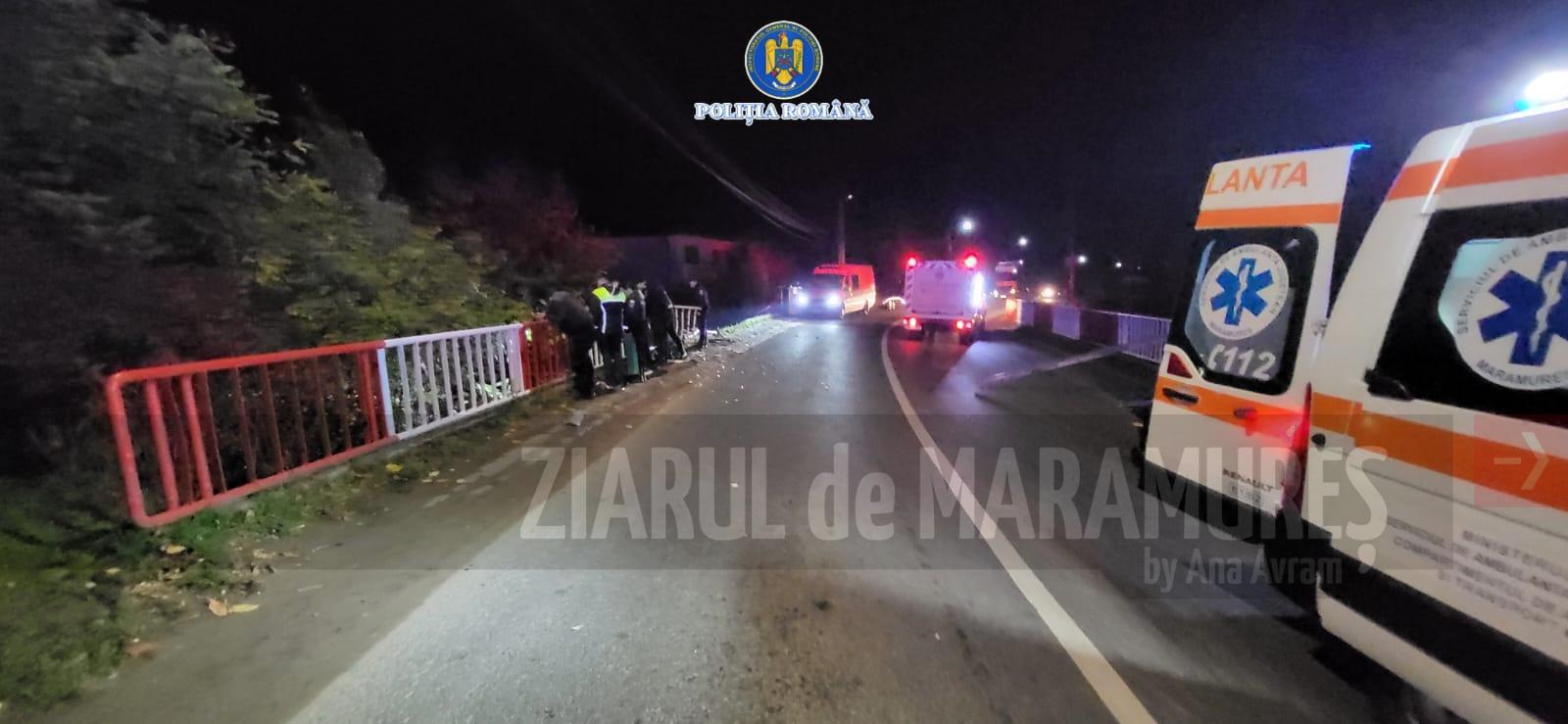 Șoferul unei autoutilitare a ajuns la spital după ce s-a răsturnat cu mașina în albia unui pârâu din Sighetu Marmației