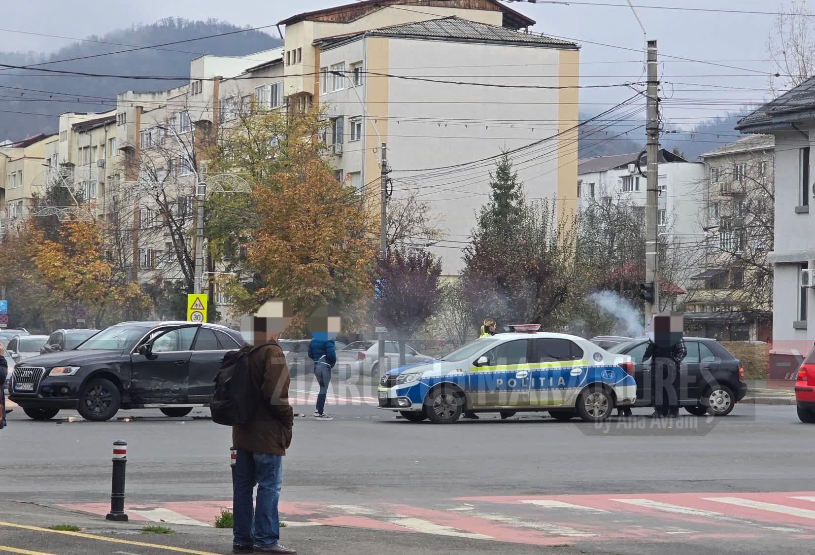 Accident la intersecția Republicii cu Regele Mihai I