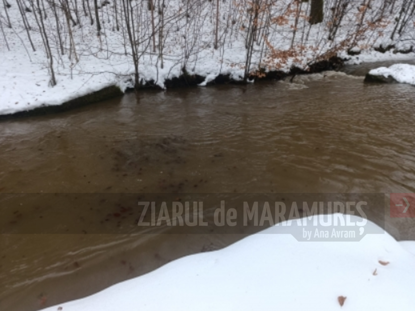 Cartierul Băița din Tăuții Măgherăuș a rămas fără apă potabilă. Reluarea apei va fi din momentul scăderii turbidității la sursă
