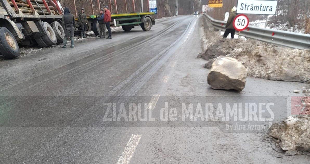 (FOTO)Bolovan căzut de pe un versant în zona Mănăstirii Bârsana (DJ 186)