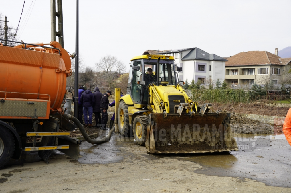 Se prelungesc lucrările de finalizare a avariei majore la conducta de transport apă potabilă Dn 800 mm din Baia Mare
