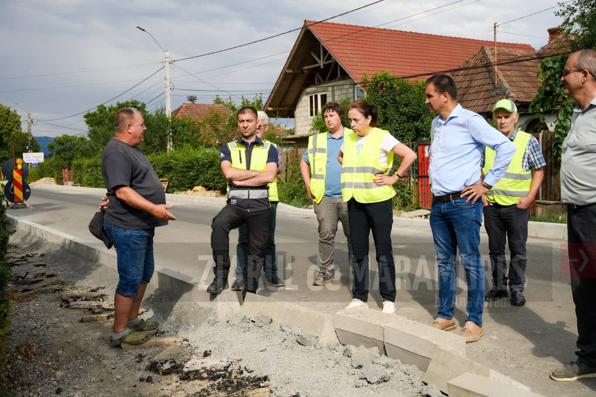 Presedintele Gabriel Zetea a stat de vorbă cu localnicii din Satu Nou de Jos, despre accesul in curți, borduri, trotuare si alte solicitări