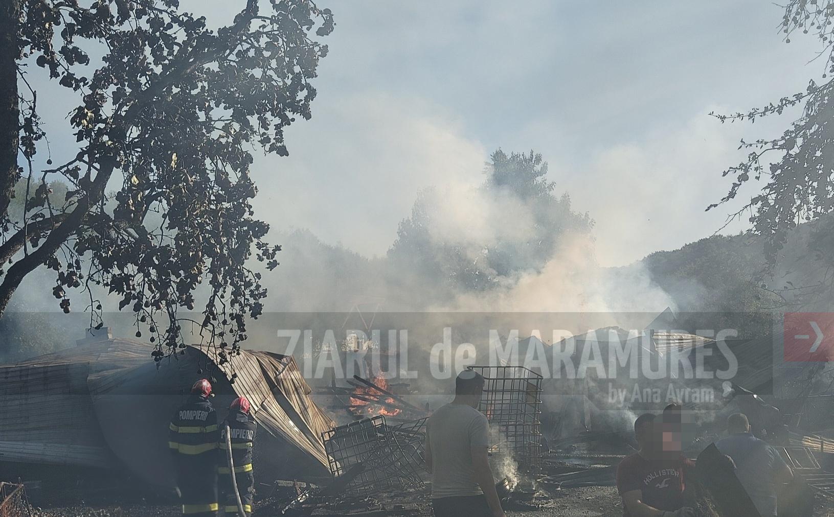 Două persoane cu arsuri au ajuns la UPU Baia Mare, în urma unui incendiu la Nistru