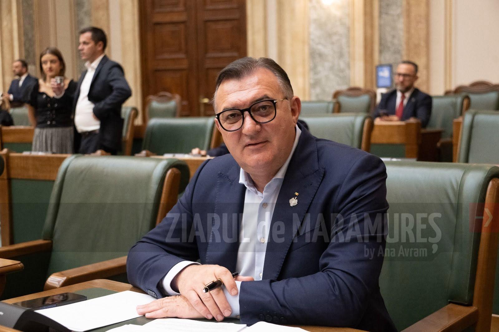 Decizie în Senat. 84 de voturi pentru uniformele școlare. Sorin Vlașin, senator: „Proiectul prevede gratuitate sau subvenții”